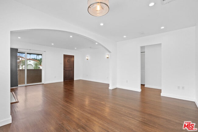 Building Photo - 1716 S Genesee Ave