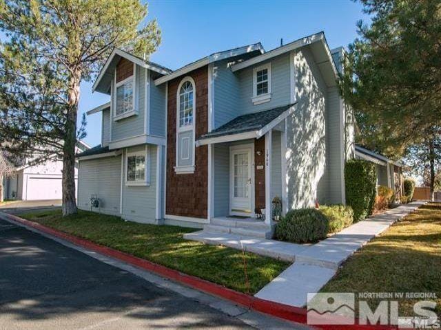 Primary Photo - 1900 E Minaret Cir