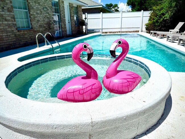 Building Photo - 75 Secret Harbor Dr