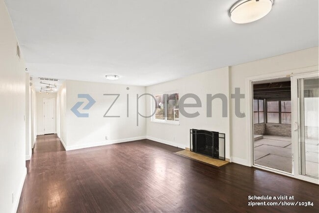 Building Photo - 3078 Deseret Dr