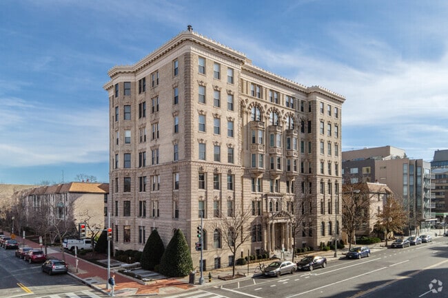 Building Photo - Iowa Condominiums