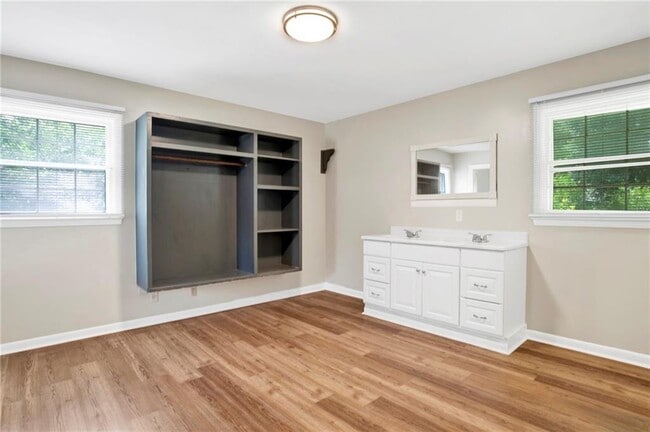 Building Photo - 6023 Lazy Ln