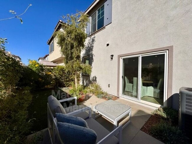 Building Photo - 25147 Hunter Ave