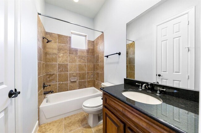 Building Photo - 3319 Bingham Manor Ln