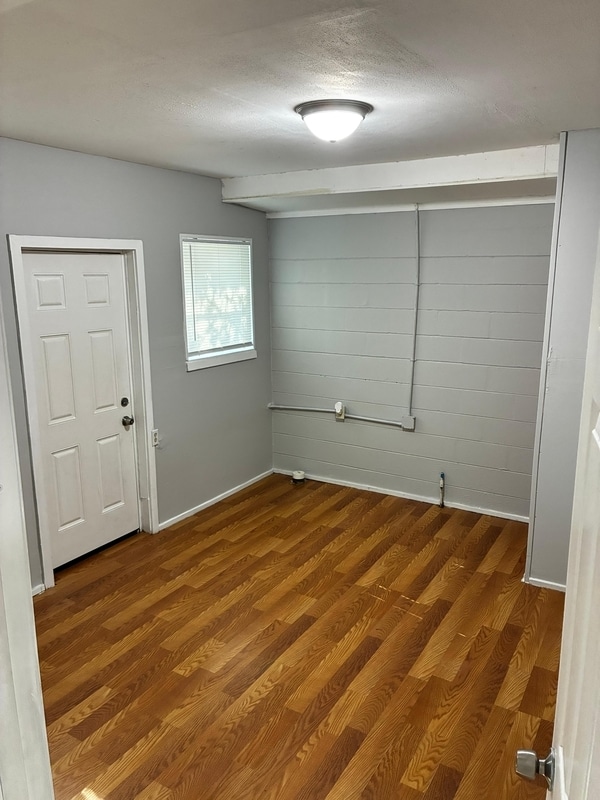 Building Photo - 5222 Lexington Ave