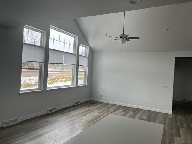 Building Photo - 9505 Excalibur Dr