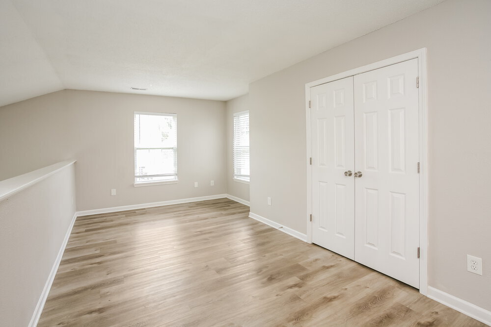 Building Photo - 109 Lockerbie Ln