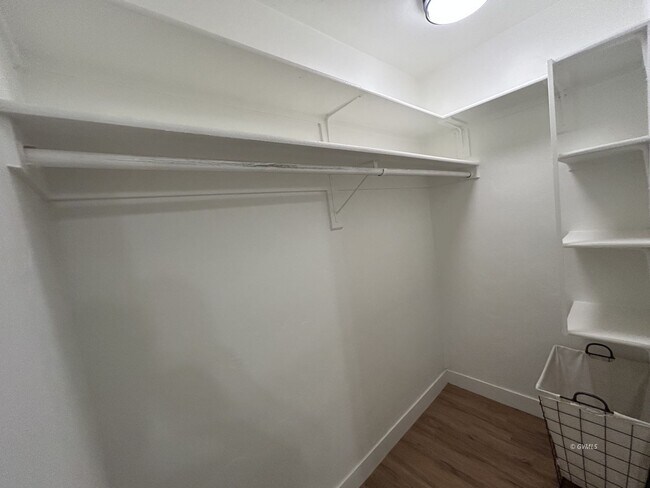 Building Photo - 309 S 600 E