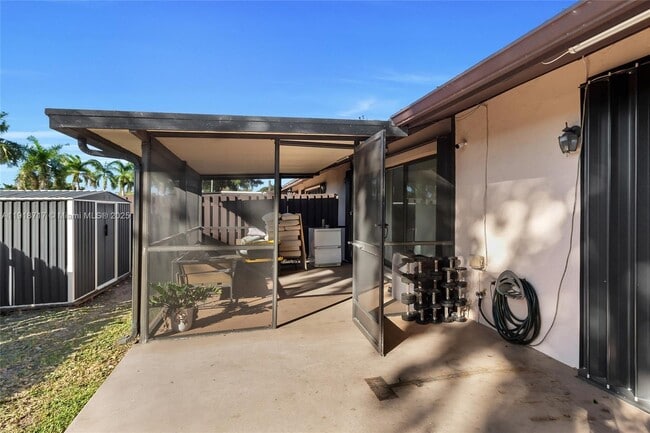 Building Photo - 4456 SW 136th Pl