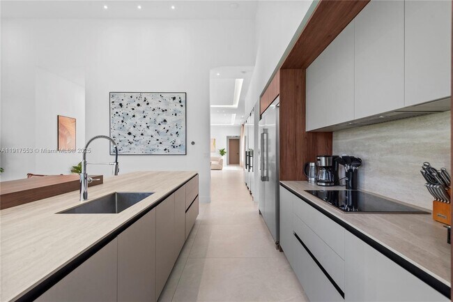 Building Photo - 1881 NE 196th Terrace