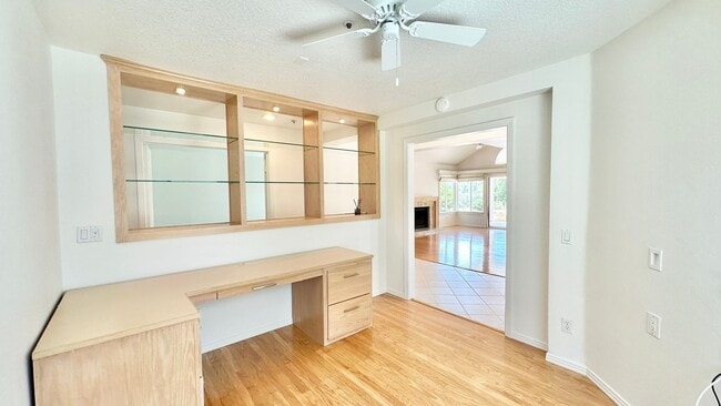Building Photo - Beautifully Updated Single-Story Home in t...