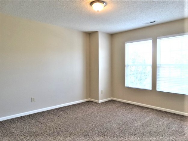 Building Photo - 5529 Hammermill Dr