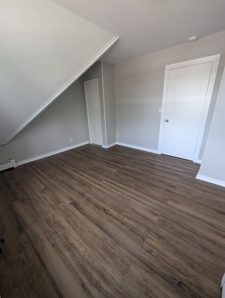 Building Photo - 1268 Quinnipiac Ave