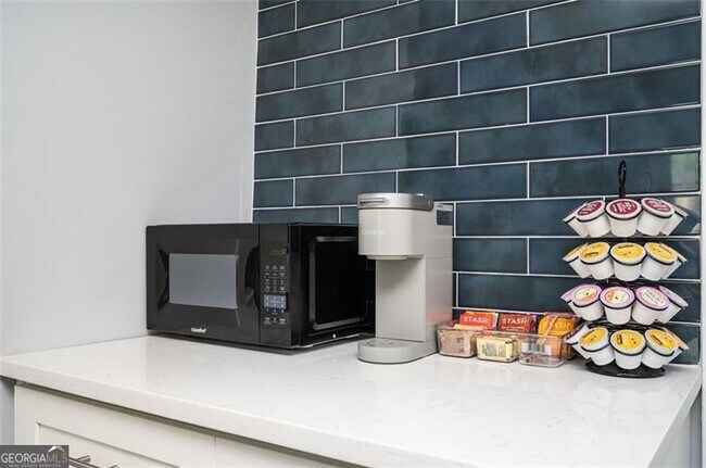 Building Photo - 1778 Flintwood Dr SE