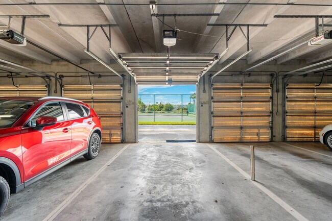 Building Photo - 1700 Commodore Blvd