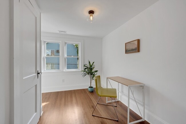 Building Photo - 1 Pleasant St