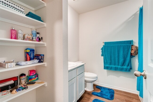 Building Photo - 4115 Mountain Dr