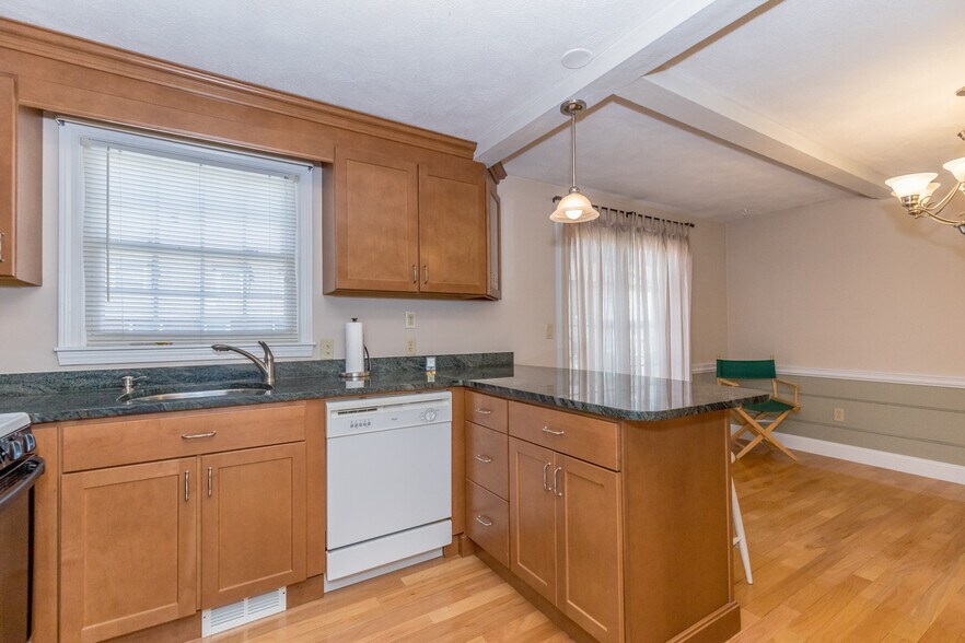 Building Photo - 55 Prescott Dr