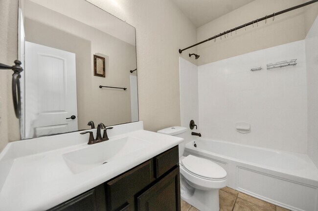 Building Photo - 12131 Cove Ridge Ln