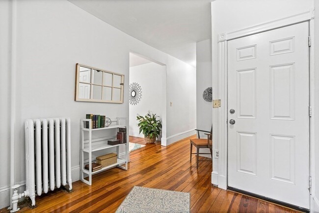 Building Photo - 7 Washburn Terrace