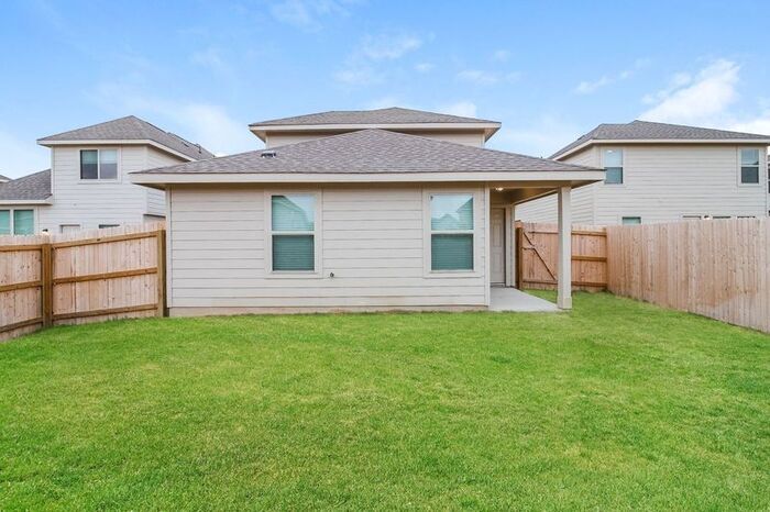 Building Photo - 2342 Applewhite Mdw