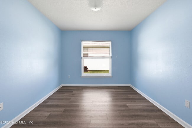 Building Photo - 1380 Fairway Village Dr