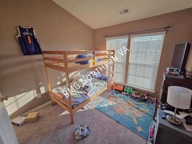 Building Photo - 12108 Wallower Way