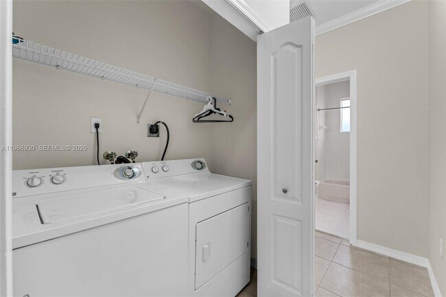 Building Photo - 2280 SW 152nd Pl