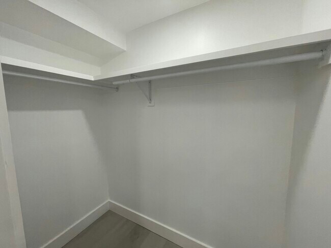 Building Photo - 3025 11th St NW