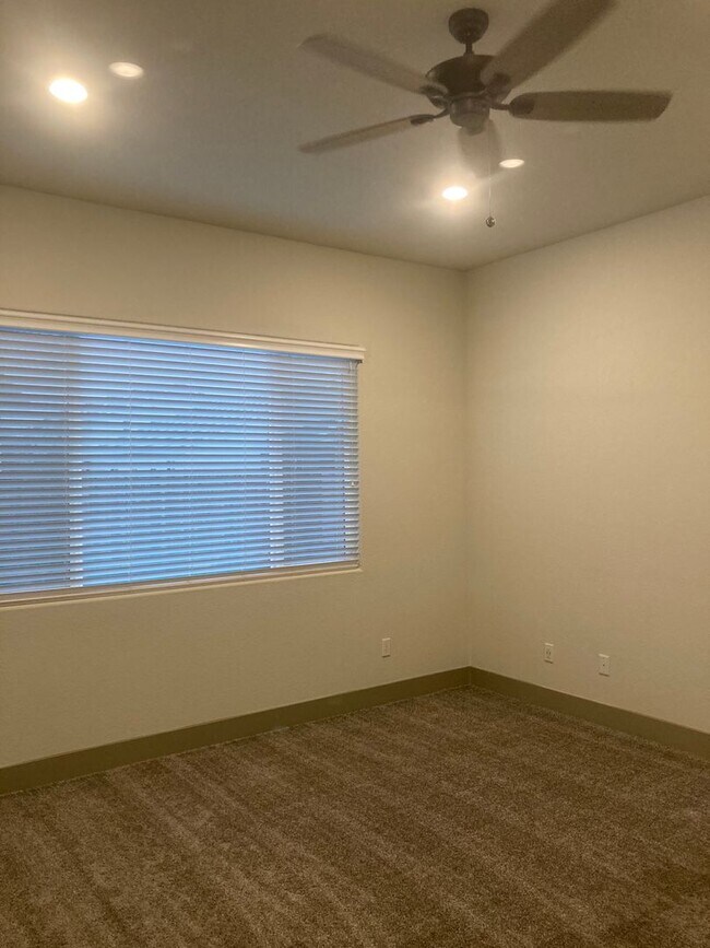 Building Photo - Moraga Single Level Beauty