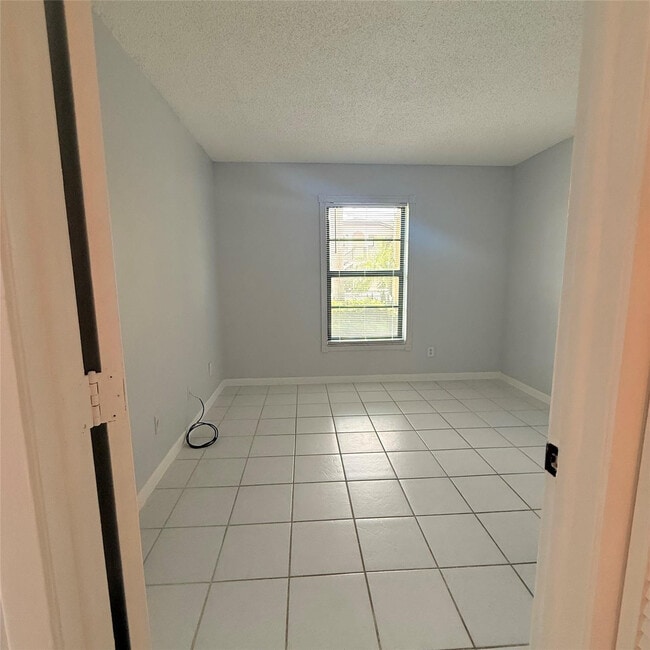 Building Photo - 9466 Boca Cove Cir