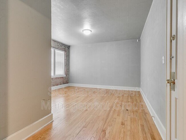 Building Photo - 429 NW 11th St