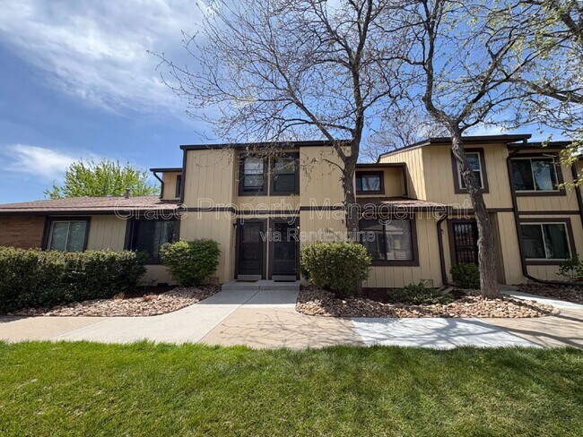 Building Photo - 3541 S Kittredge St