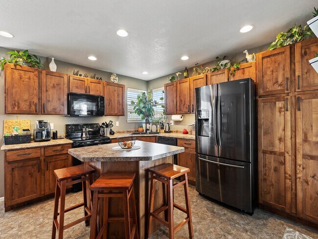 Building Photo - Beautiful 3 Bed, 2 Bath Ranch-Style House in East Windsor!