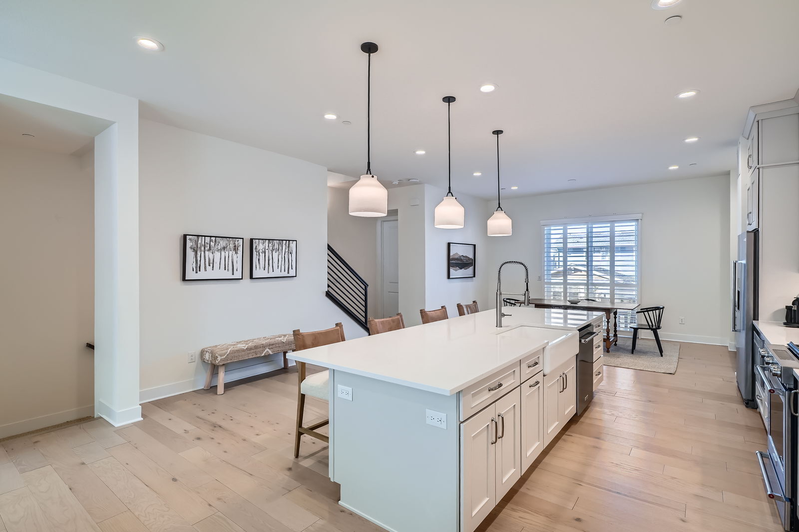 Building Photo - 805 Promenade Dr