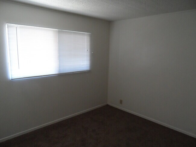 Building Photo - Affordable 1 Bedroom Condo in Central Las Vegas