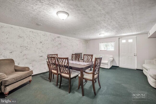 Building Photo - 115 Mulberry Dr