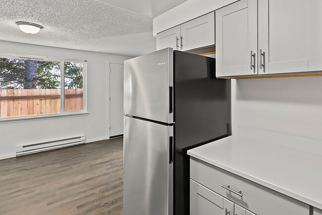 Building Photo - Pacific Terrace