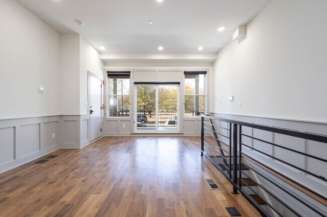 Building Photo - Your Next Home Awaits – Spacious & Beautiful Apartment in North Philadelphia!