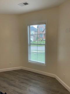 Building Photo - 4290 Captains Ct