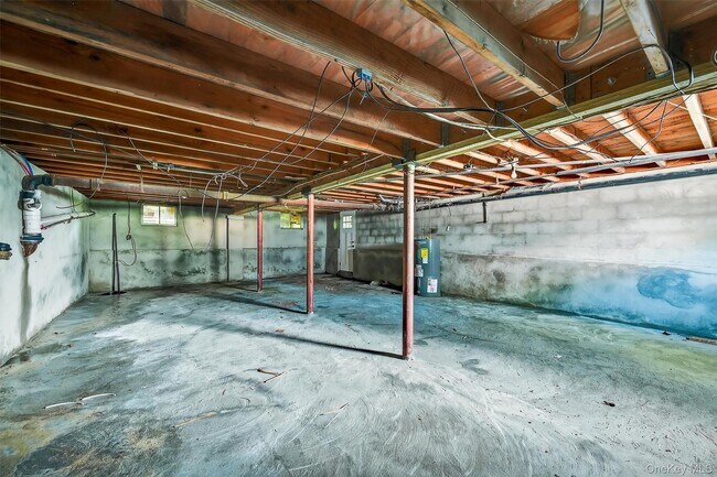 Building Photo - 3 Shirley Dr