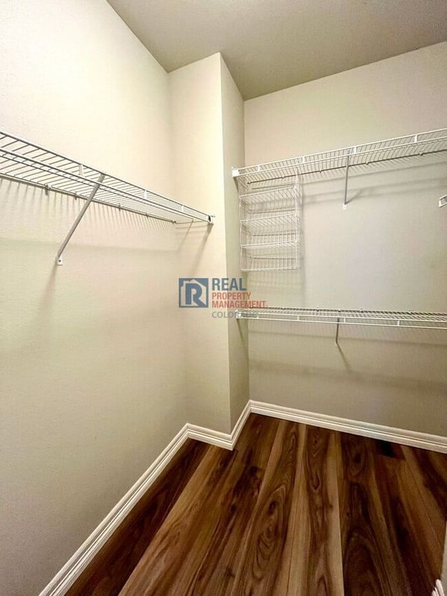 Building Photo - 7665 Buckeye Tree Ln