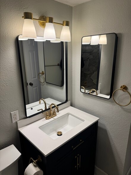 Building Photo - 3232 S Macdill Ave