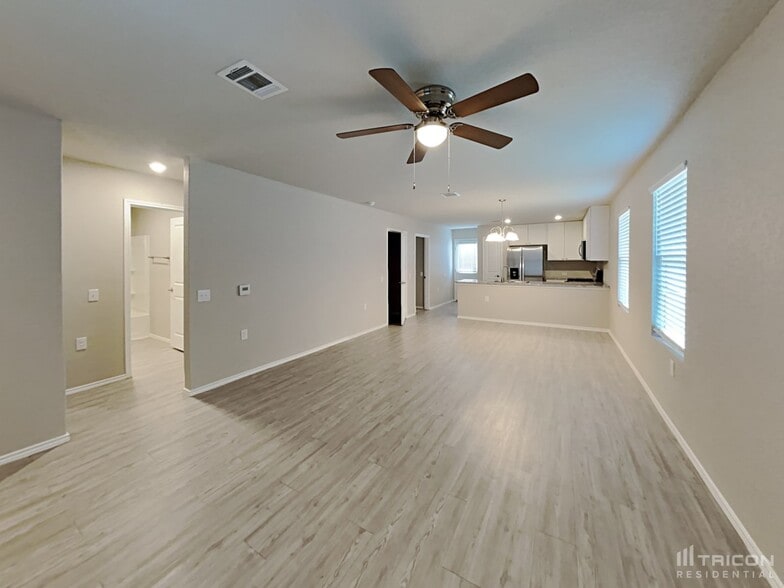 Building Photo - 13118 Ashworth Blvd