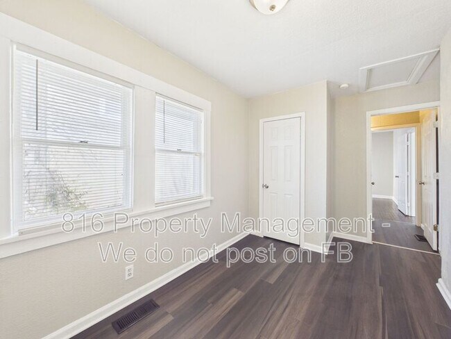 Building Photo - 5710 Askew Ave