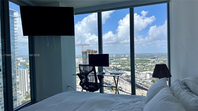 Building Photo - 888 Biscayne Blvd
