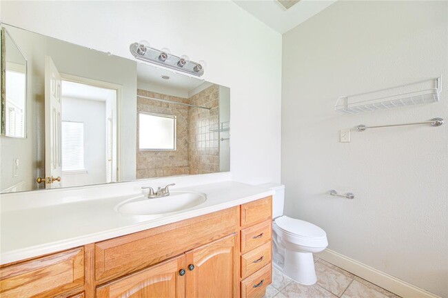 Building Photo - 2023 Gentryside Dr