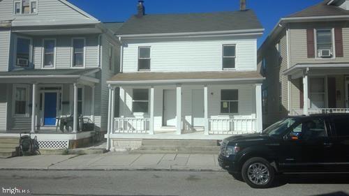 Building Photo - 202 2nd Ave