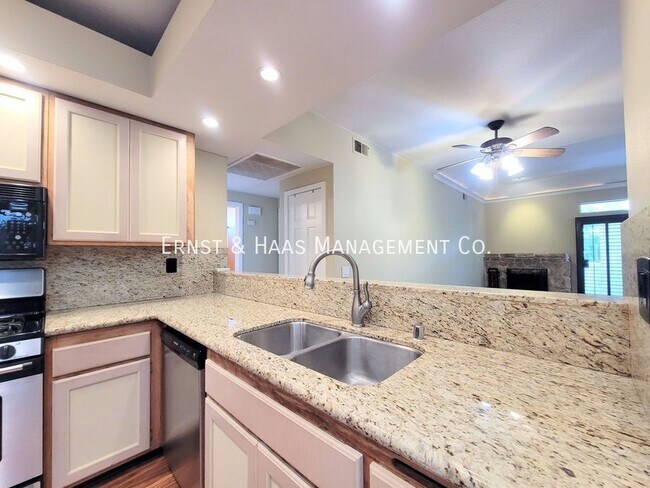 Building Photo - 5101 Tortuga Dr