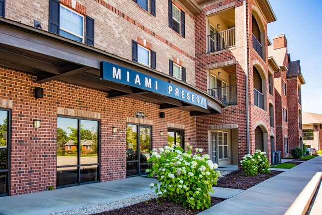 Miami Preserve - Leasing office - Entrance - Miami Preserve